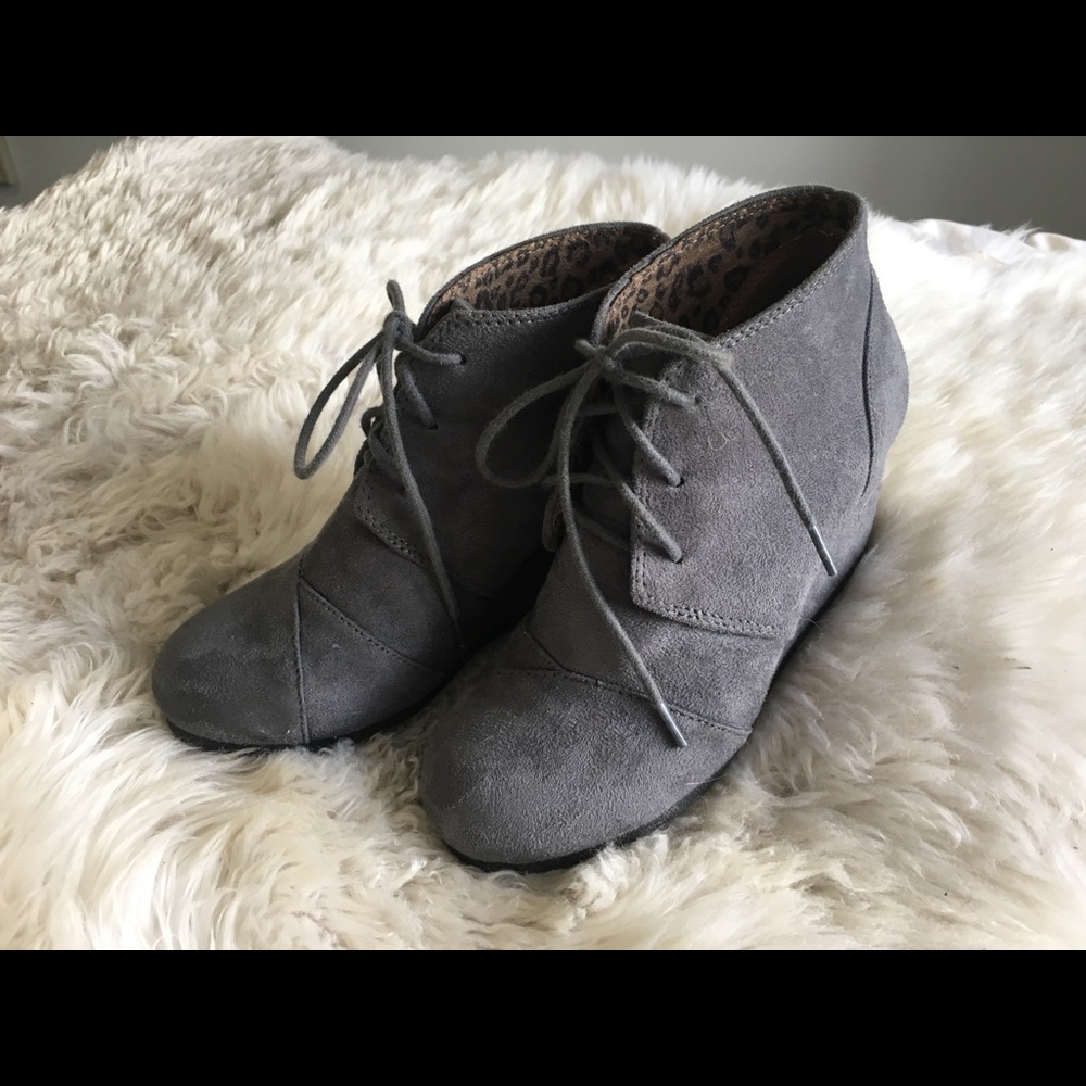 Grey Wedged ankle booties
